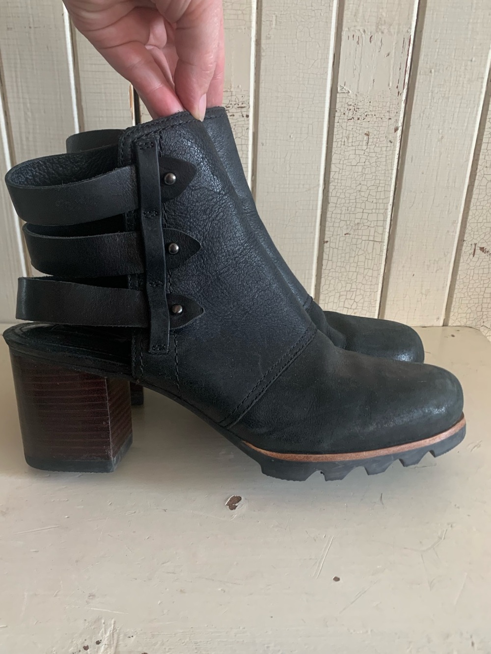 Sorel Black Leather Strappy Block-Heel Ankle Boots